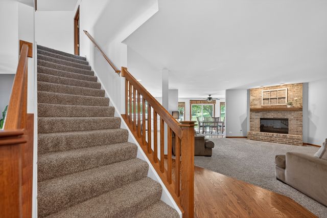 4N598 Campton Crossings Drive, St. Charles, IL 60175