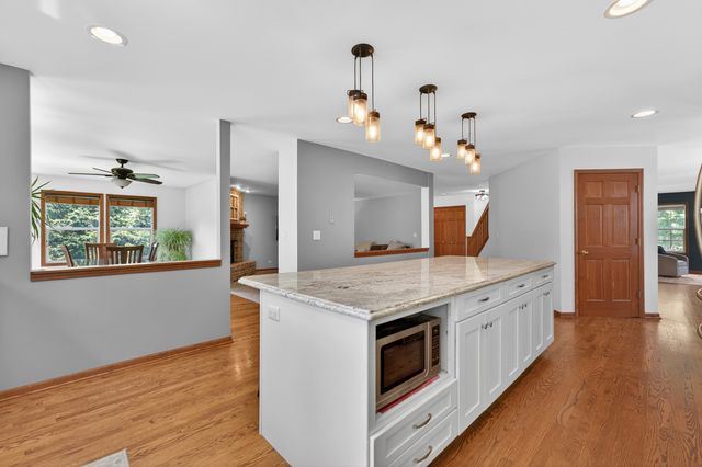 4N598 Campton Crossings Drive, St. Charles, IL 60175