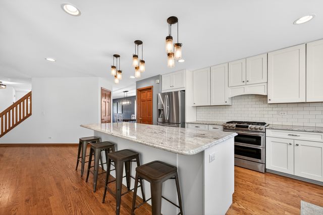 4N598 Campton Crossings Drive, St. Charles, IL 60175