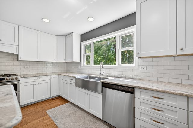 4N598 Campton Crossings Drive, St. Charles, IL 60175