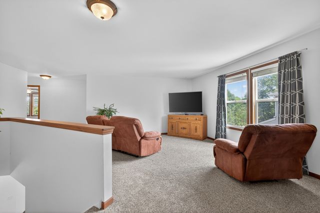 4N598 Campton Crossings Drive, St. Charles, IL 60175