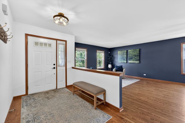 4N598 Campton Crossings Drive, St. Charles, IL 60175