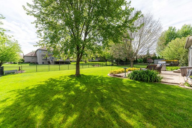 4N598 Campton Crossings Drive, St. Charles, IL 60175