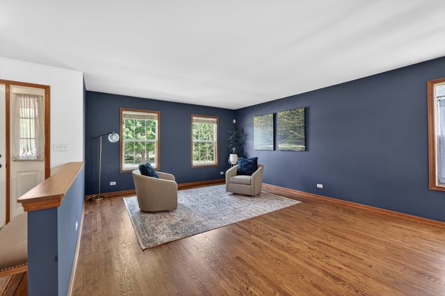 4N598 Campton Crossings Drive, St. Charles, IL 60175