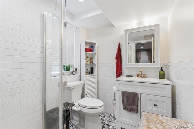 439 W Olive Street, Long Beach, NY 11561