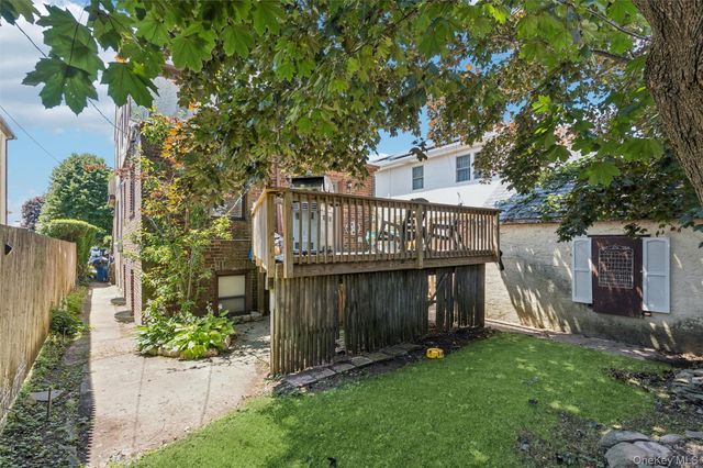 439 W Olive Street, Long Beach, NY 11561