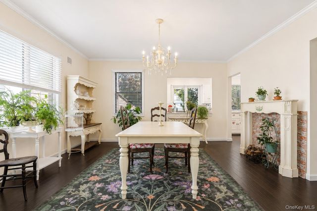 439 W Olive Street, Long Beach, NY 11561