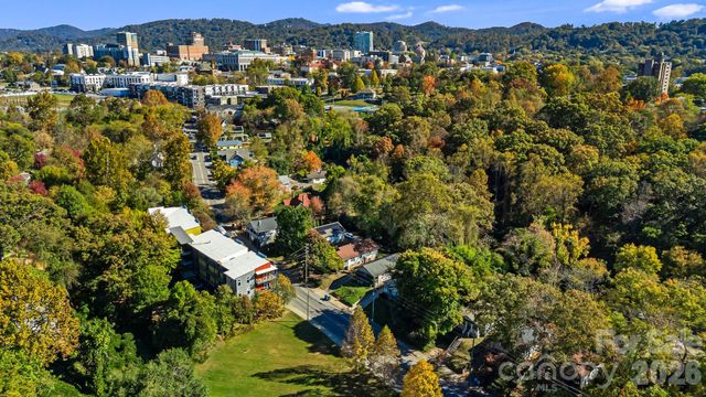 144 Clingman Avenue, Asheville, NC 28801