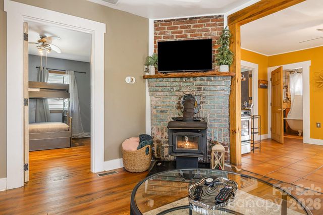144 Clingman Avenue, Asheville, NC 28801