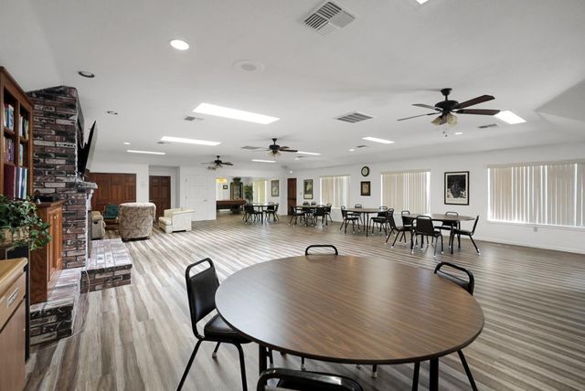 2195 Brigadoon Walk, Manteca, CA 95336