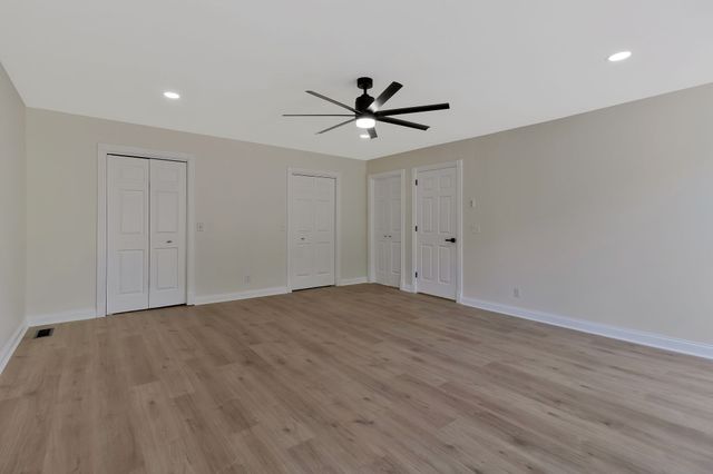 527 Cumberland Hills Dr, Hendersonville, TN 37075