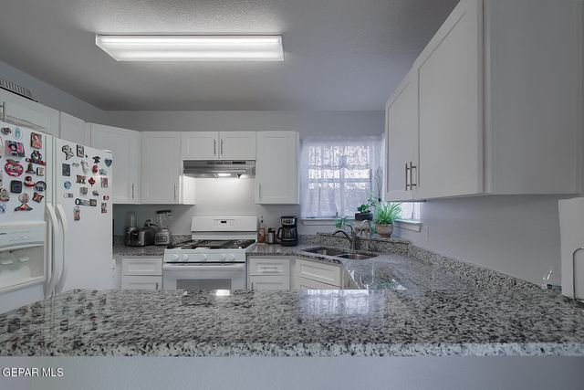 1485 PLAZA VERDE Drive, El Paso, TX 79912