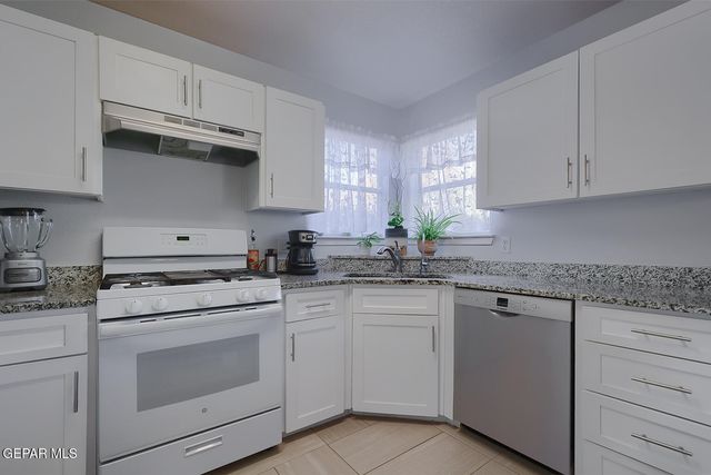 1485 PLAZA VERDE Drive, El Paso, TX 79912