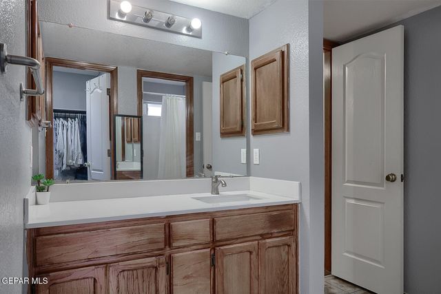 1485 PLAZA VERDE Drive, El Paso, TX 79912