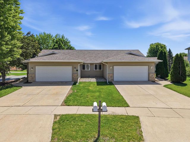 1051-1053 Tamarack Way, Verona, WI 53593