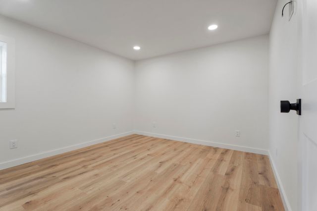 903 W 7th Street, Grove, OK 74344