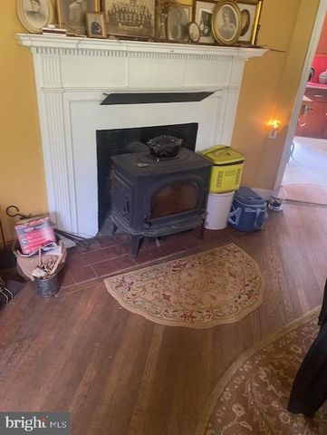 10201 WALLERS RD, Partlow, VA 22534