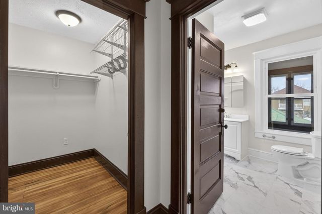 320 E PICCADILLY ST, Winchester, VA 22601