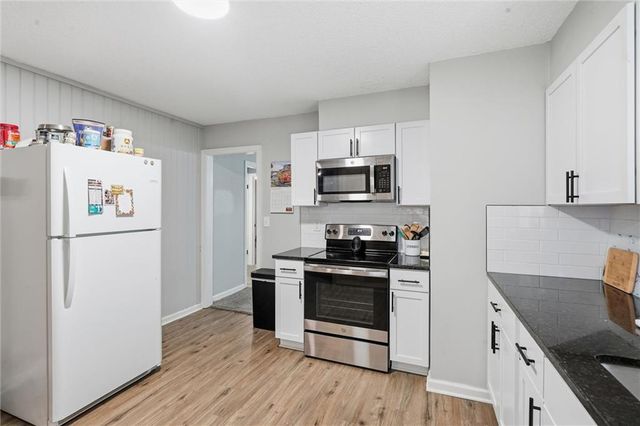 8630 James A. Reed Road, Raytown, MO 64138