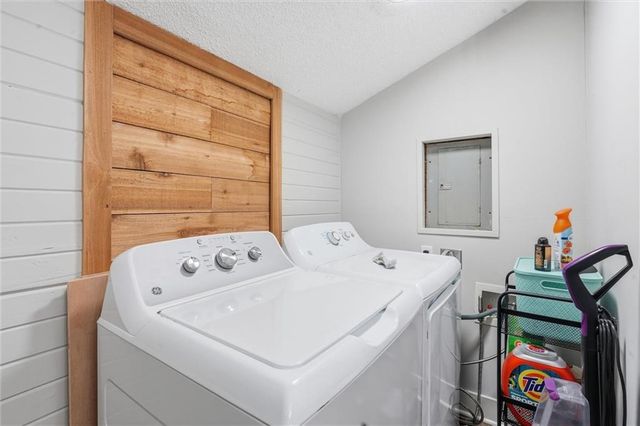 8630 James A. Reed Road, Raytown, MO 64138