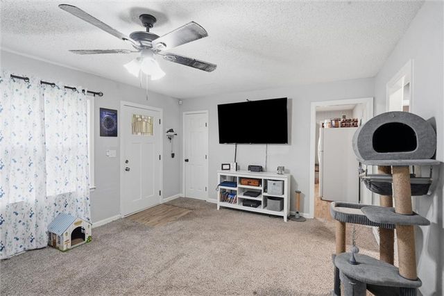 8630 James A. Reed Road, Raytown, MO 64138