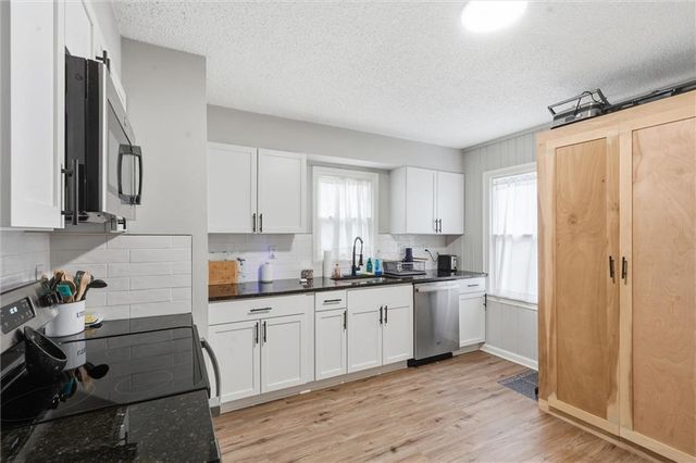 8630 James A. Reed Road, Raytown, MO 64138