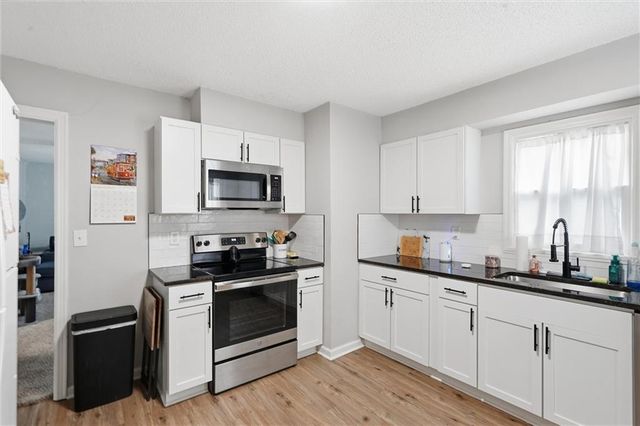 8630 James A. Reed Road, Raytown, MO 64138