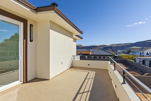 226 E 1100 N, Hurricane, UT 84737