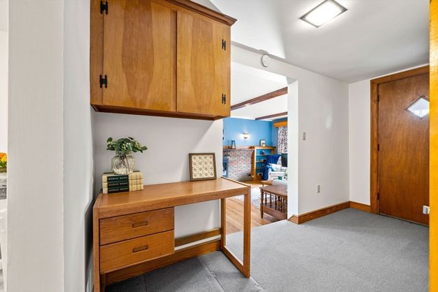 1 Ledgewood Rd, Wilmington, MA 01887