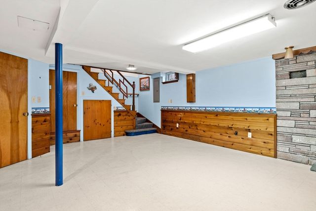 1 Ledgewood Rd, Wilmington, MA 01887