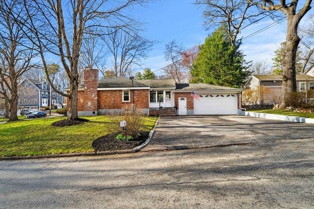 1 Ledgewood Rd, Wilmington, MA 01887