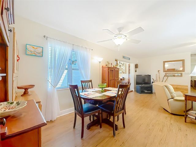 143 E LEMON STREET, Lady Lake, FL 32159