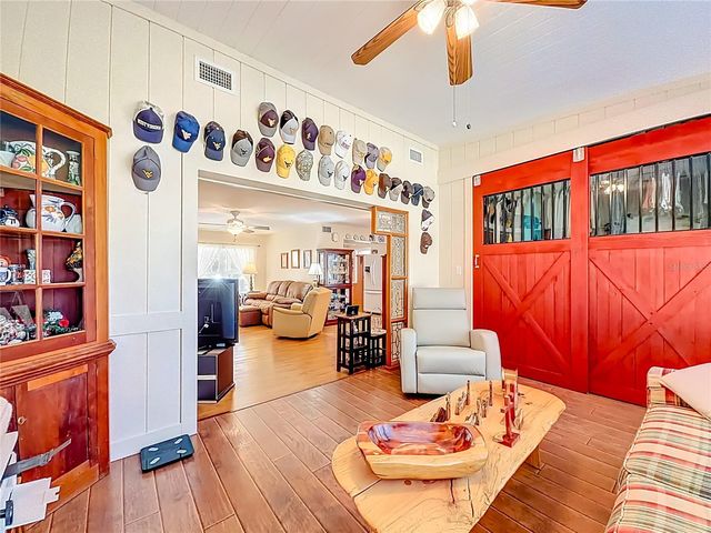 143 E LEMON STREET, Lady Lake, FL 32159