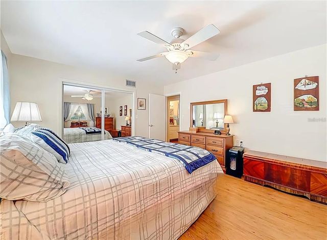 143 E LEMON STREET, Lady Lake, FL 32159