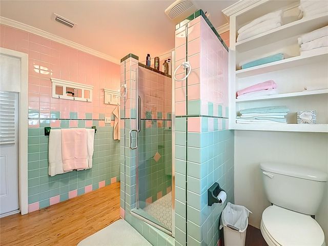 143 E LEMON STREET, Lady Lake, FL 32159