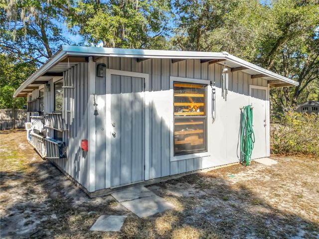 143 E LEMON STREET, Lady Lake, FL 32159
