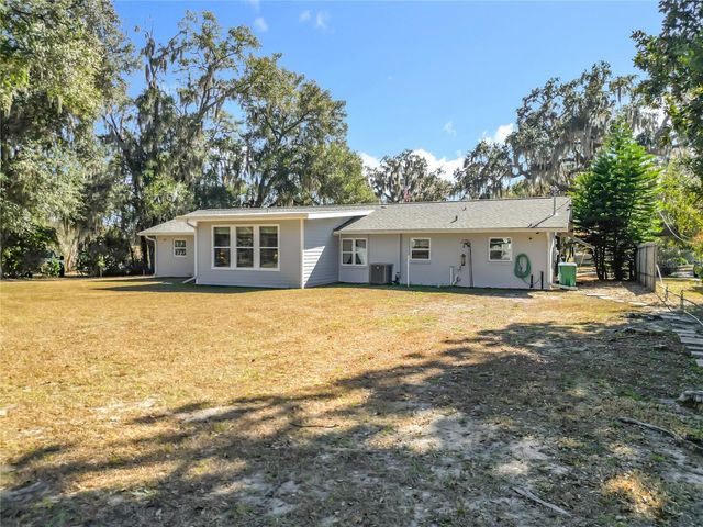 143 E LEMON STREET, Lady Lake, FL 32159