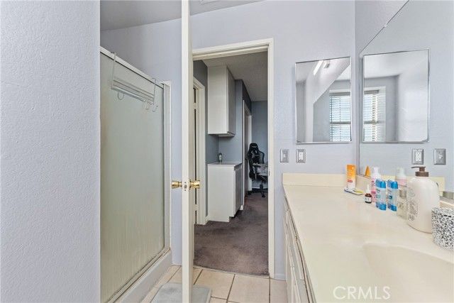 11557 Oakwood, Fontana, CA 92337