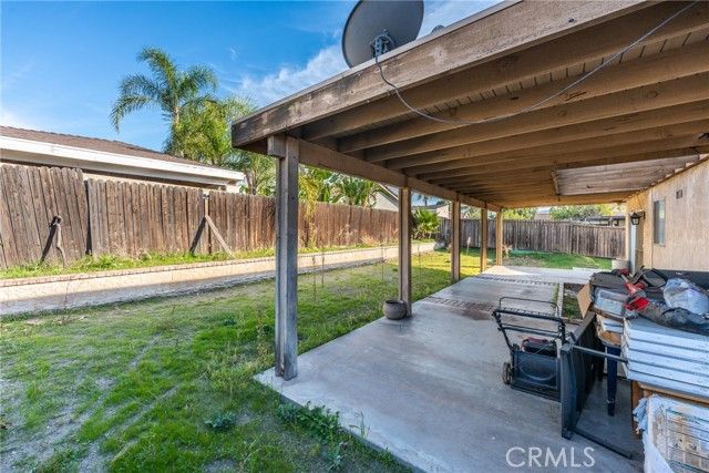 11557 Oakwood, Fontana, CA 92337