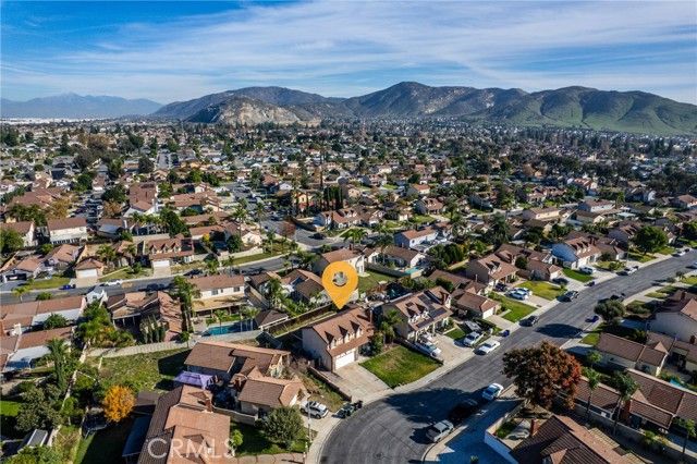 11557 Oakwood, Fontana, CA 92337