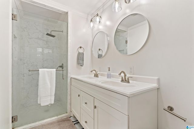 3213 MONTE VERDE CIRCLE, Hoover, AL 35216