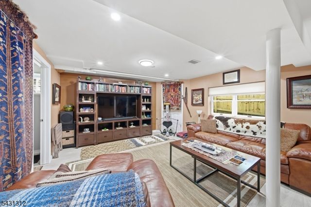414 Macopin Rd, West Milford Twp., NJ 07480
