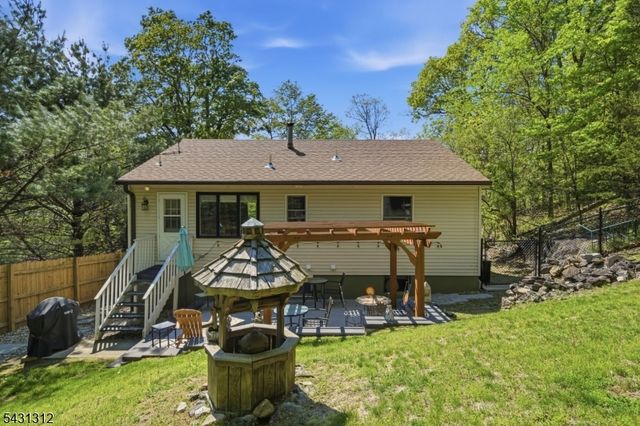 414 Macopin Rd, West Milford Twp., NJ 07480