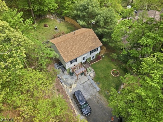 414 Macopin Rd, West Milford Twp., NJ 07480