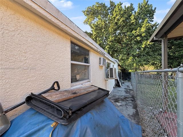 3801 NW 23rd Ave, Miami, FL 33142