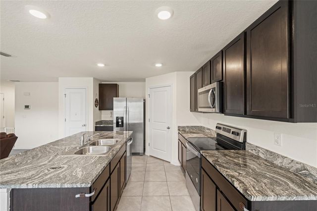 36727 SPANISH ROSE DRIVE, Dade City, FL 33525