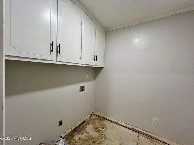 210 Briarwood Lane, New Bern, NC 28560