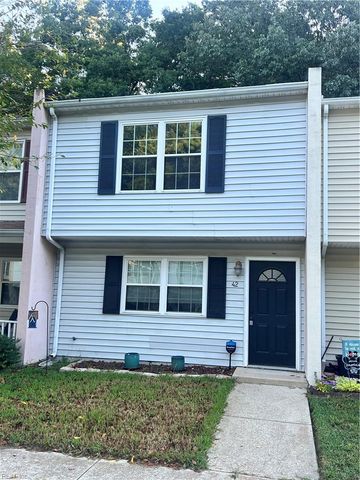 42 Otsego DR, Newport News, VA 23602