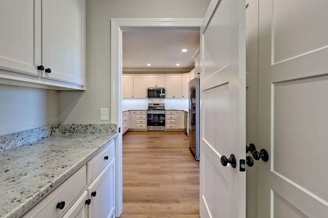 83 Mctyeire Drive, Young Harris, GA 30582