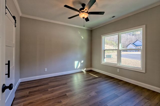 83 Mctyeire Drive, Young Harris, GA 30582